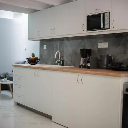 John's Minimal Loft *